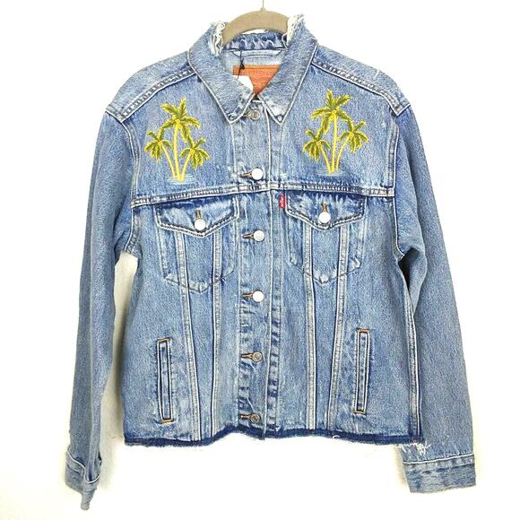 NWT Women's  Levi's Ex-boyfriend Palm Tree Jean Denim Jacket Revolve Size Small - Picture 1 of 8